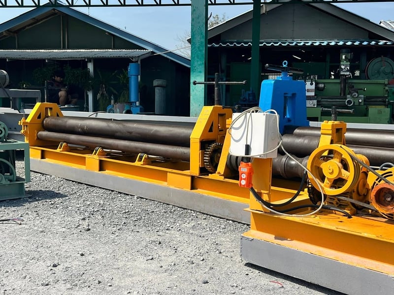 เครื่องม้วนเหล็กแผ่นเก่าญี่ปุ่น⚡️380V⚡️เข้ามา 4 ตัว เครื่องม้วนเหล็กแผ่นเก่าญี่ปุ่น⚡️380V⚡️เข้ามา 4 ตัว