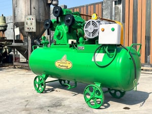 เครื่องปั้มลม FUSHENG TAIWAN ขนาด 10 HP 300 Litr⚡️380V⚡️ เครื่องปั้มลม FUSHENG TAIWAN ขนาด 10 HP 300 Litr⚡️380V⚡️