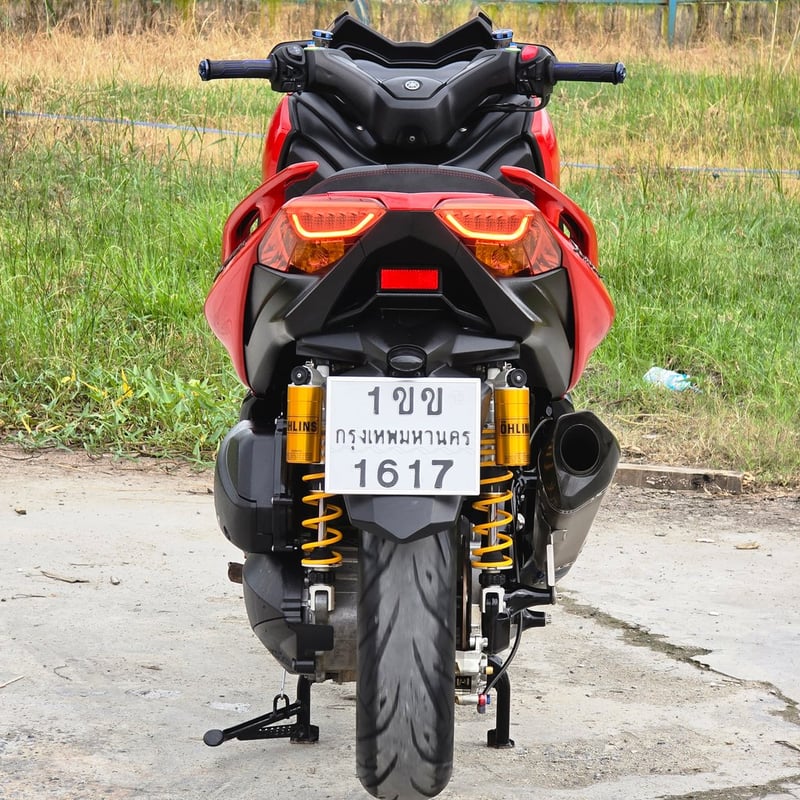 Xmax มือเดียวป้ายแดง Xmax มือเดียวป้ายแดง