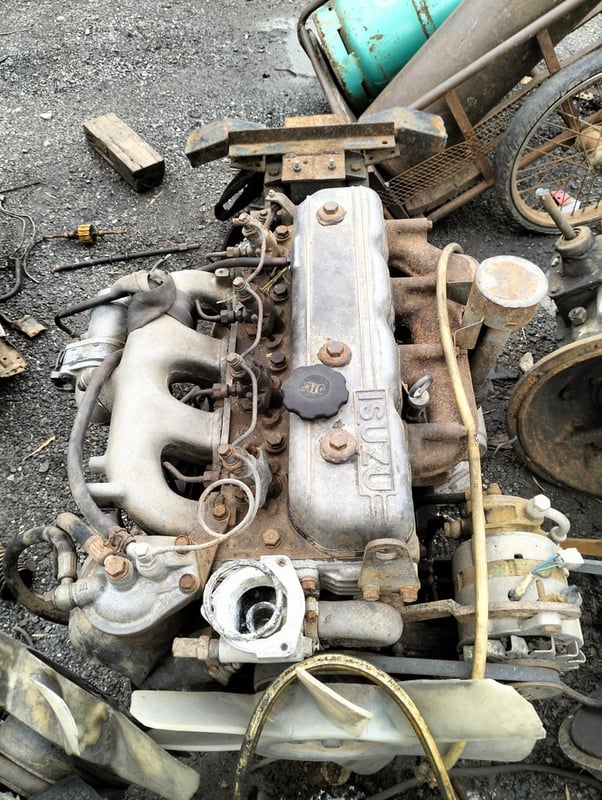 รหัสเครื่อง 4BB1 เครื่อง100แรง พร้อมเกียร์  ราคา 29500 บาท  ☎️0638174061 📍หนองบัวลำภู