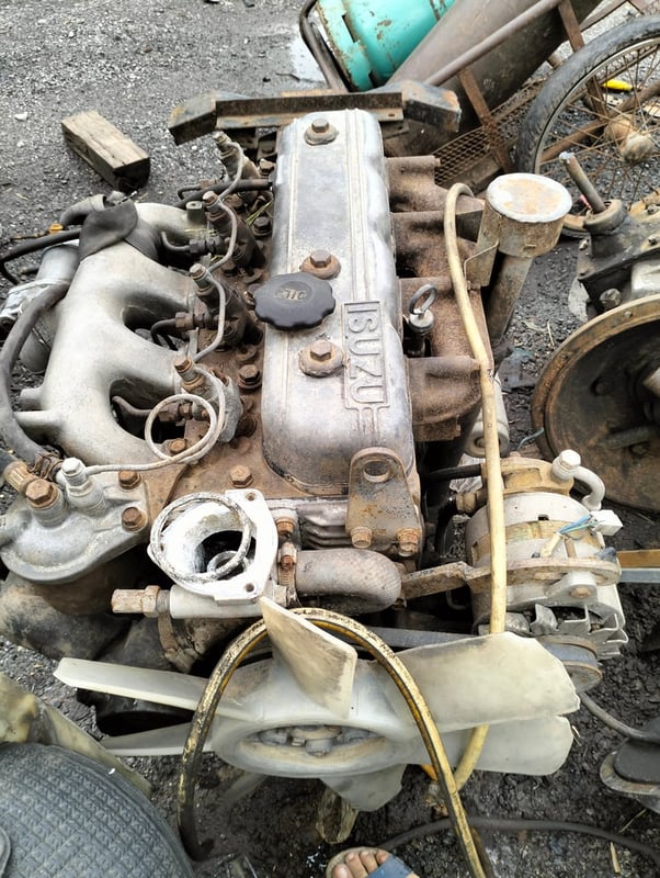 รหัสเครื่อง 4BB1 เครื่อง100แรง พร้อมเกียร์  ราคา 29500 บาท  ☎️0638174061 📍หนองบัวลำภู