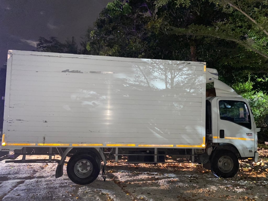 ขายรถบรรทุก 6 ห้องเย็น มือ 2 