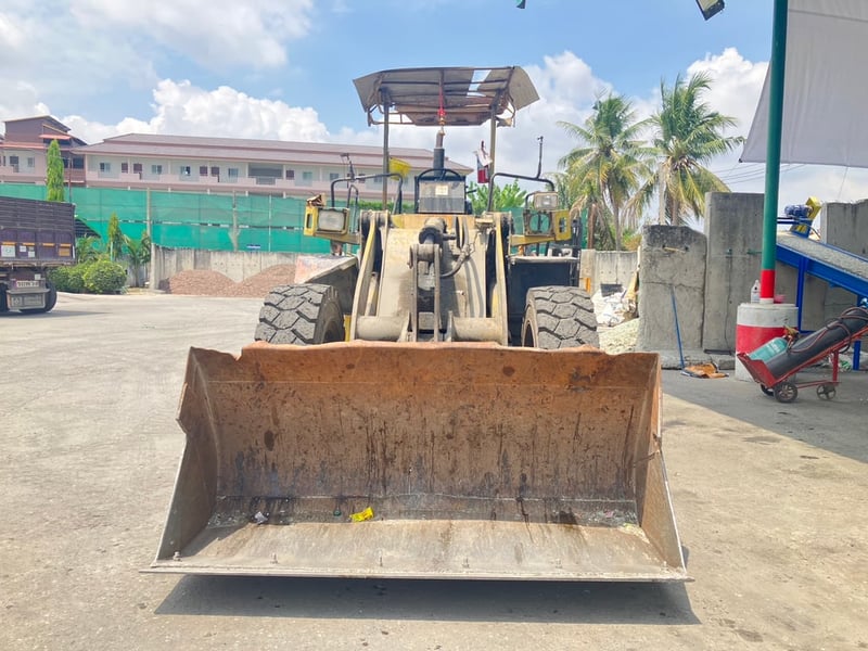 ขายรถตัก Komatsu Wa 150-1 ( 250,000 บ. ) ขายรถตัก Komatsu Wa 150-1 ( 250,000 บ. )