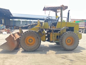 ขายรถตัก Komatsu Wa 150-1 ( 250,000 บ. ) ขายรถตัก Komatsu Wa 150-1 ( 250,000 บ. )