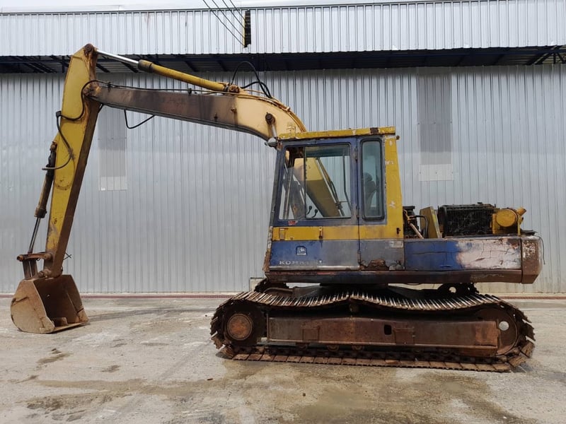 ขายรถแบ็คโฮ PC 120-1  ราคา 180,000 บ.