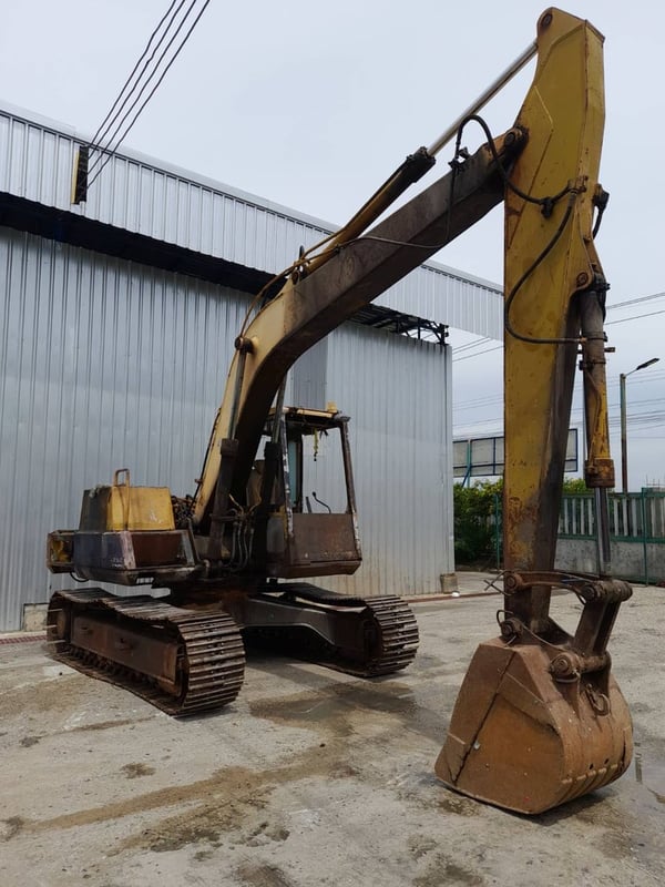 ขายรถแบ็คโฮ PC 120-1  ราคา 180,000 บ.