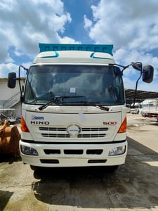 HINO FL8J212 212แรงม้า รถบรรทุก 10ล้อ ตู้แห้ง ปี2010