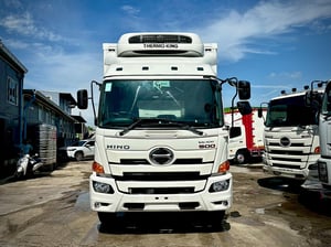 HINO FG8J 240แรงม้า รถบรรทุก 6ล้อ ตู้เย็น ปี2017 HINO FG8J 240แรงม้า รถบรรทุก 6ล้อ ตู้เย็น ปี2017