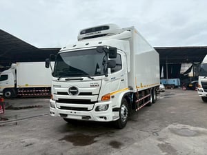 HINO VictorFL8J 260แรงม้า รถบรรทุก 10ล้อ ตู้เย็น ปี2017 HINO VictorFL8J 260แรงม้า รถบรรทุก 10ล้อ ตู้เย็น ปี2017