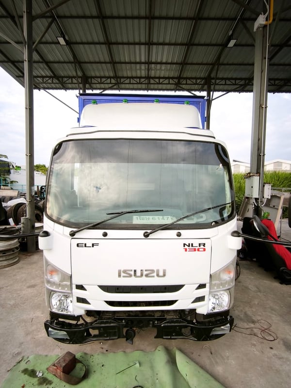ISUZU NLR 130แรงม้า รถบรรทุก 4ล้อ ตู้แห้ง ปี2016 ISUZU NLR 130แรงม้า รถบรรทุก 4ล้อ ตู้แห้ง ปี2016