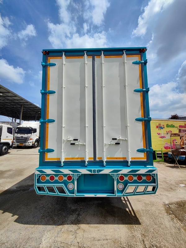 HINO FL8J212 212แรงม้า รถบรรทุก 10ล้อ ตู้แห้ง ปี2010