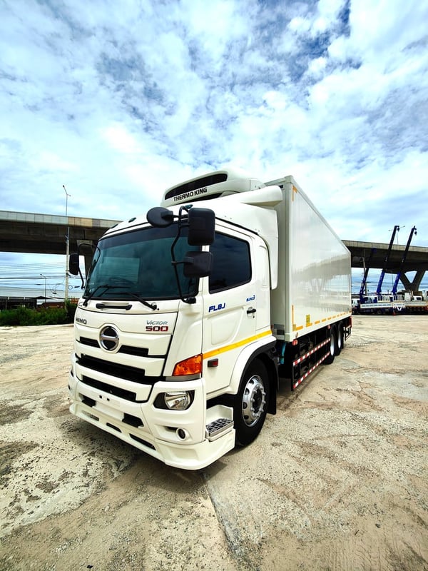 รถตู้เย็น HINO FL8J 260แรงม้า รถบรรทุก 10ล้อ ปี2017 รถตู้เย็น HINO FL8J 260แรงม้า รถบรรทุก 10ล้อ ปี2017