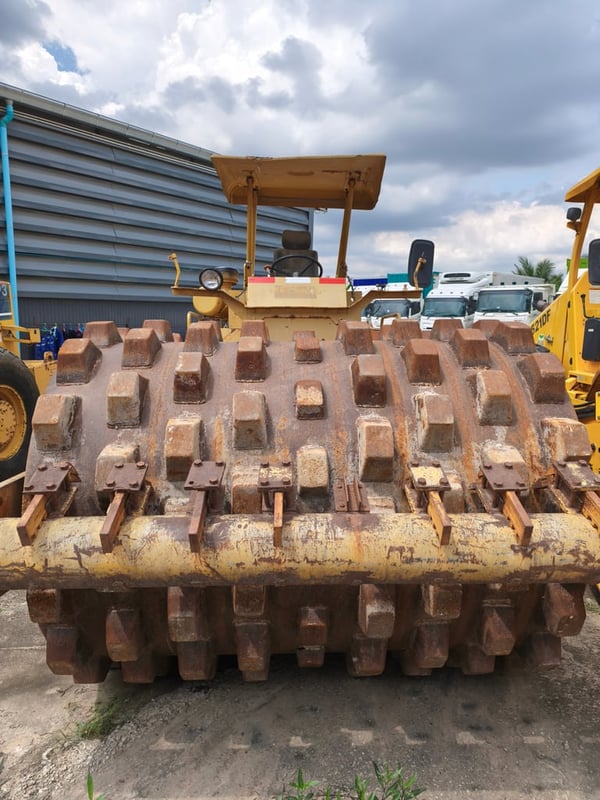 รถบดถนน ล้อหนาม ขายตามสภาพ