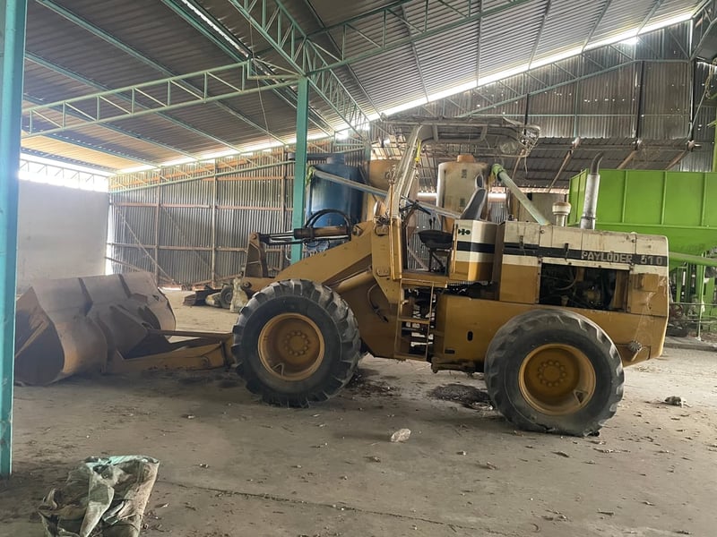 ขาย komatsu 510 ราคา 220,000