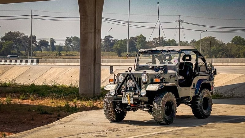 ขาย jeep mitsu J59 สวยๆ