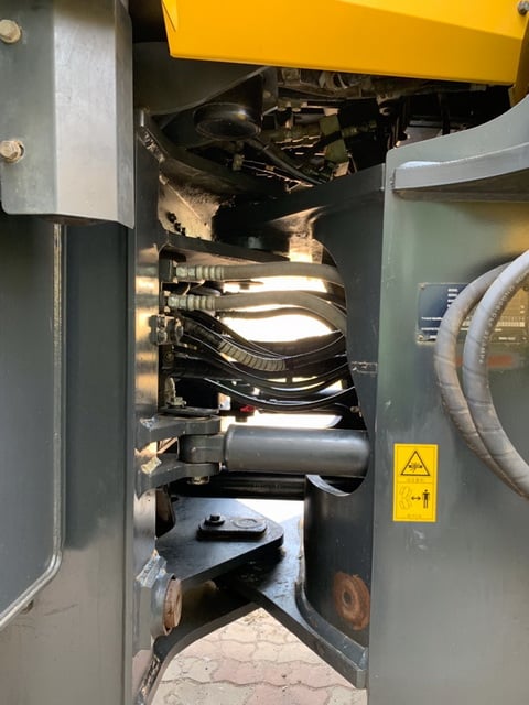 WA320-6 ตัก 3.17 คิว ยกสูง 3.90 เมตร เครื่องยนต์ 6 สูบเทอร์โบ นำเข้าจากญี่ปุ่น สนใจติดต่อ 0927826142 WA320-6 ตัก 3.17 คิว ยกสูง 3.90 เมตร เครื่องยนต์ 6 สูบเทอร์โบ นำเข้าจากญี่ปุ่น สนใจติดต่อ 0927826142