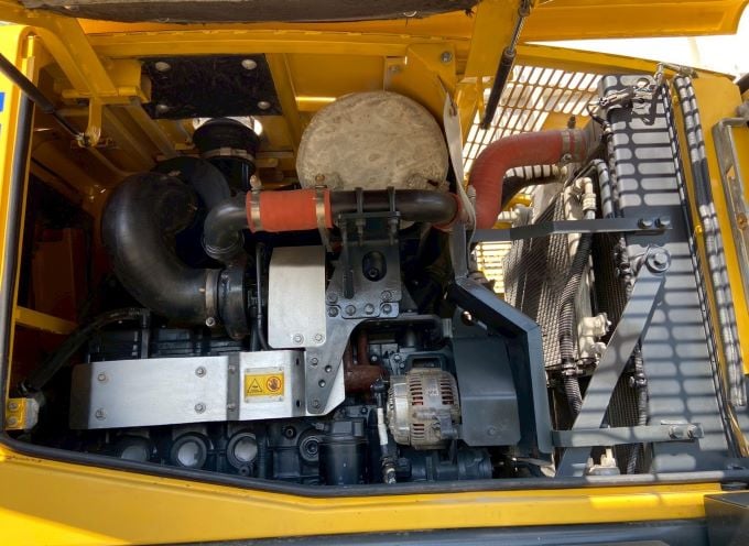 WA270-6 ตัก 2.88 คิว ยกสูง 3.95 ม. 136 แรงม้า เครื่องยนต์ 6 สูบเทอร์โบ WA270-6 ตัก 2.88 คิว ยกสูง 3.95 ม. 136 แรงม้า เครื่องยนต์ 6 สูบเทอร์โบ