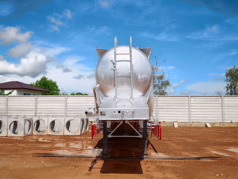 หางกล้วยหอม 3 เพลา ยกล้อหลังได้ หางกล้วยหอม 3 เพลา ยกล้อหลังได้