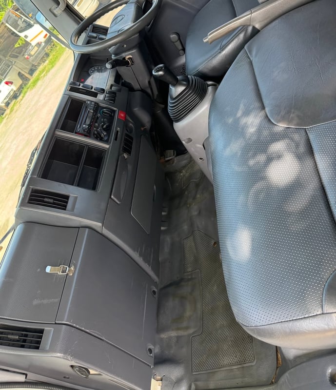 isuzu nmr130 ยูโร3  ปี 2553 หัวคัสซี 