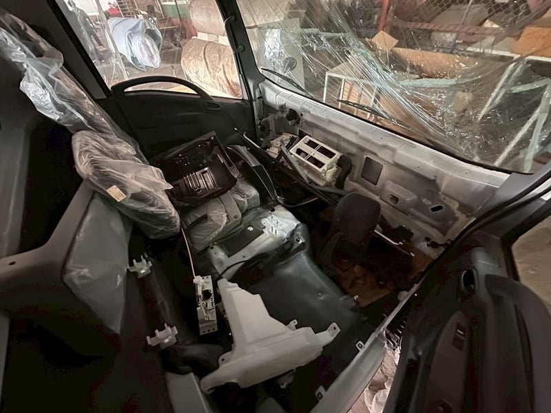 ISUZU NPR 154แรงม้า รถบรรทุก 6ล้อ รถบรรทุกอื่นๆ ปี2025 ISUZU NPR 154แรงม้า รถบรรทุก 6ล้อ รถบรรทุกอื่นๆ ปี2025