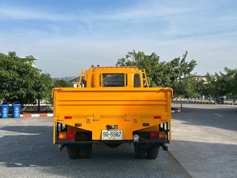 ISUZU FTR 240แรงม้า รถบรรทุก 6ล้อ กระบะเหล็ก ปี2013 ISUZU FTR 240แรงม้า รถบรรทุก 6ล้อ กระบะเหล็ก ปี2013