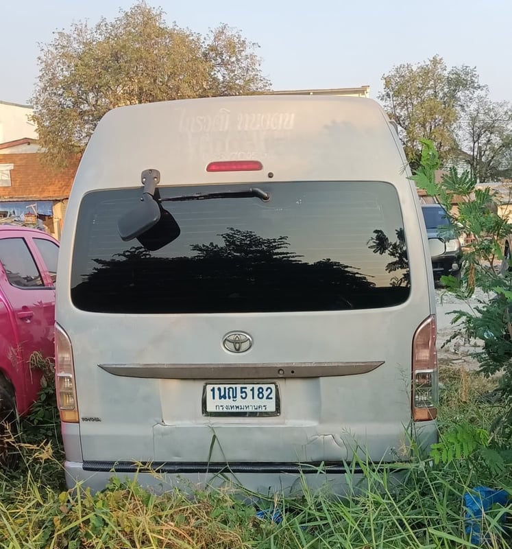 ขายรถตู้ โตโยต้า คอมมูเตอร์ ปี 2012 เกียร์ธรรมดา