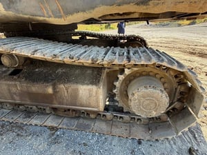 รถแคโฮสภาพดีพร้อมใช้งาน