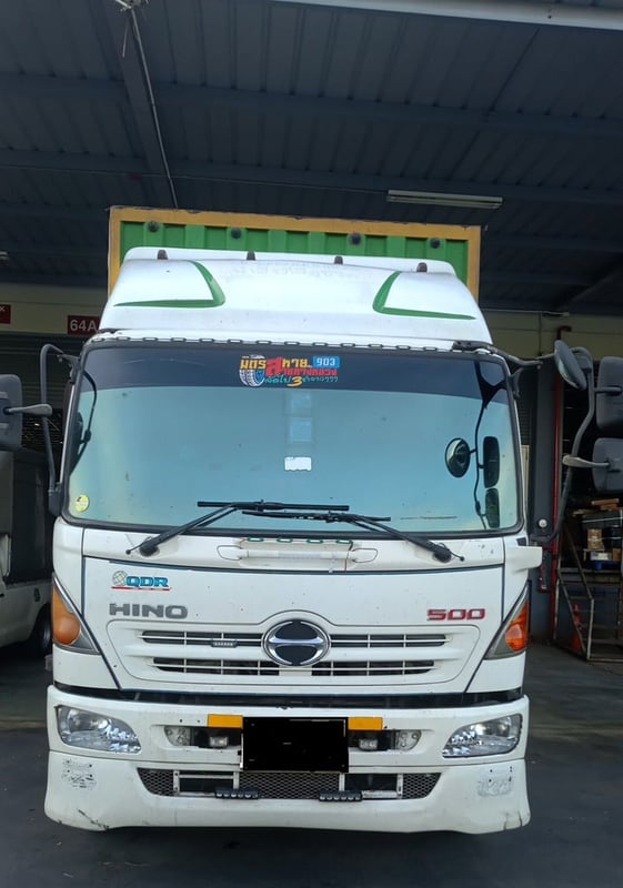 HINO FG 212แรงม้า รถบรรทุก 6ล้อ ตู้แห้ง ปี2013
