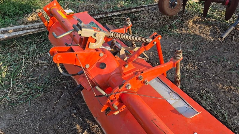 โรตารี่คูโบต้าญี่ปุ่น🇯🇵 ยาว 2 เมตร ใบใหญ่ไถไร่ไถนา ได้หมด สภาพสวย จากญี่ปุ่น🇯🇵 คุณภาพของแท้ made in Japan ราคา 22,000บาท โทร  : 0947899445