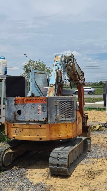 รถขุด KUBOTA รุ่น KH30-SR มือ2นำเข้า จากญี่ปุ่นแท้ 100% ระบบครบ สมบูรณ์ เครื่องดี ปั๊มดี โครงสร้างดี ไม่มีผุ แทรคยางดี80% สวยเดิม จากญี่ปุ่น เติมดีเซล B20 ได้ เครื่องดี ทนทาน ประหยัดน้ำมัน ใช้งานในสวน หรือก่อสร้างได้ดีมาก ลดแรงงาน ทำงานได้มากขึ้น ตรวจเช็คปรับสภาพให้ใหม่ ทั้งระบบ สมบูรณ์พร้อมใช้งาน10