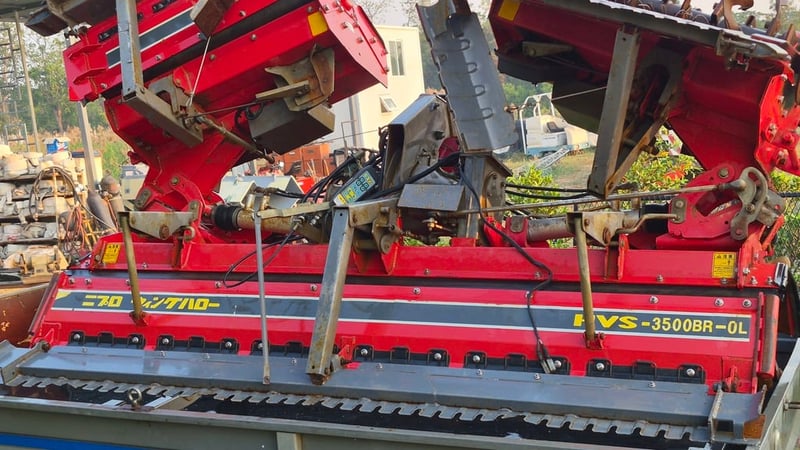 โรตารี่พับ Niplo 3.5เมตร รุ่นใหม่ คอนโทรลรีโมท สภาพสวย ใช้งานมาน้อย จากญี่ปุ่น 38,000บาท โทร : 094-7899445