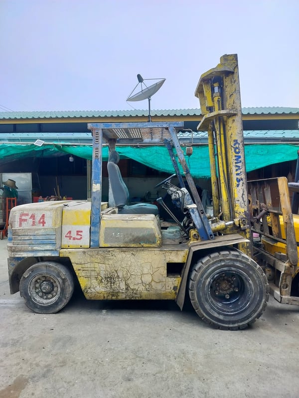 รถโฟล์คลิฟท์komatsu4.5 ตัน