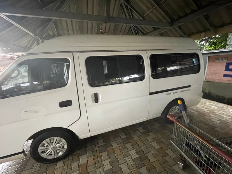 ขายรถตู้ NISSAN Urvan E25 ขายรถตู้ NISSAN Urvan E25