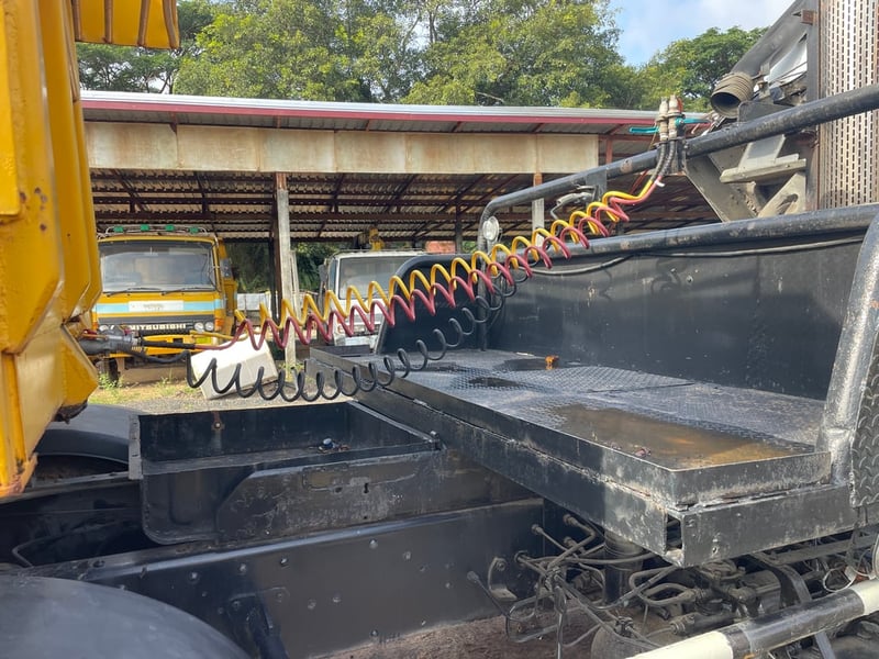 หัวลาก UD พร้อมหาง22ล้อ 3คาน