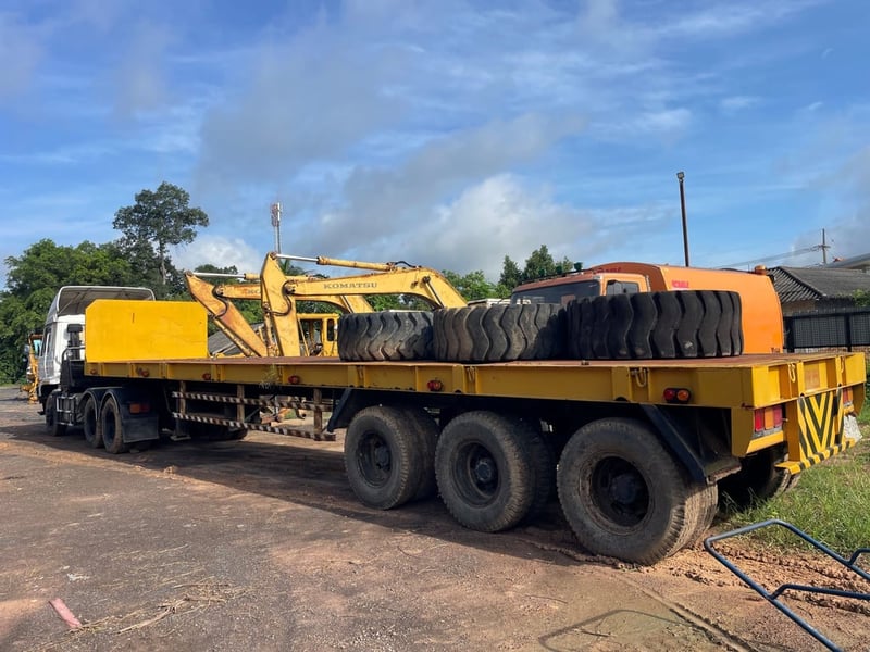 หัวลาก UD พร้อมหาง22ล้อ 3คาน