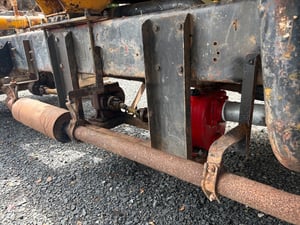 รถบรรทุกน้ำ 6 คิว รถบรรทุกน้ำ 6 คิว