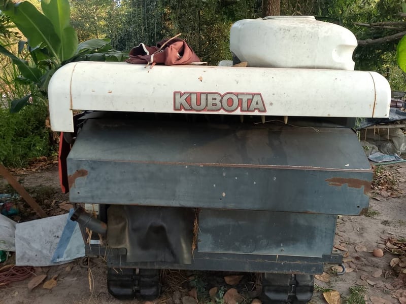 รถเกี่ยวข้าวนวดคอรวง