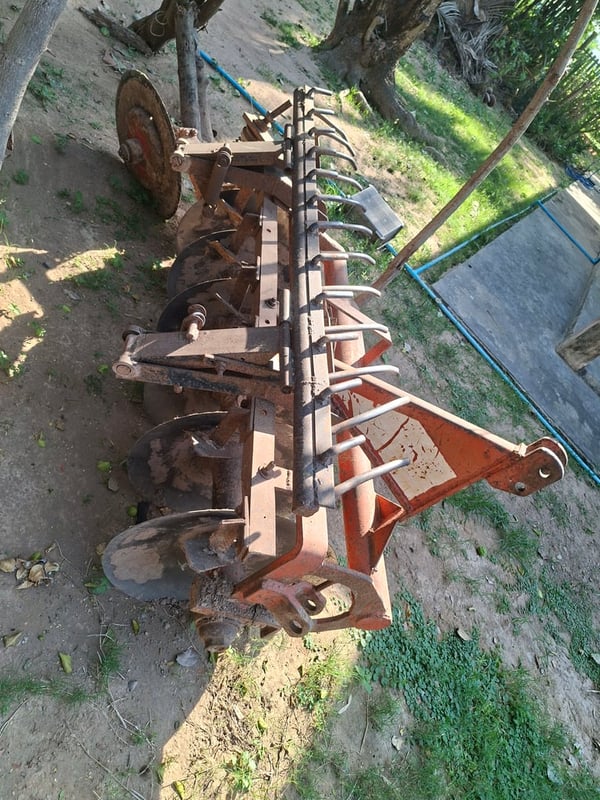 ขายด่วนL3408 อุปกร4ชิ้น ผานดัน ผานไถ โรตารี่ มีเล่มชุดโอนครบ