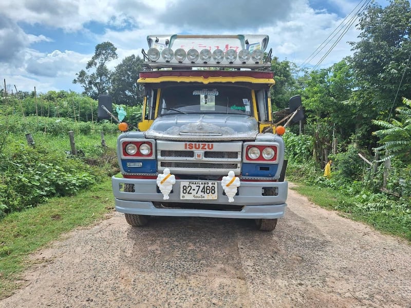 ขายเทลเลอหางขึ้น320 เครื่องEH700-168แรง เกียใหญ่HO-7ถอย สโลอินเตอ เบรคทิฟฟี่ พวงมาลัยพาวเวอ ช่วงล่างเพลาโบกี้้ใหญ่ZM เสื้อเพลาใหญ่นิสสัน คานหน้าใหญ่รอกกี้ หางต่อใหม่เหล็กไอบีมสอด เล่มพร้อม