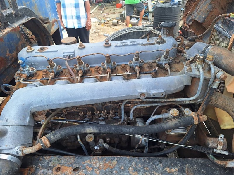 ขายเทลเลอเจซีเอ็ม เครื่อง6BF1-175แรง เกียใหญ่ เบรคทิฟฟี่ พวงมาลัยพาวเวอ ช่วงล่างใหญ่ฟูโซ่ เล่มพร้อม