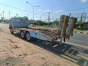 ขายเทลเลอเจซีเอ็ม เครื่อง6BD1-165แรง เกียรอกกี้7ถอย เฟืองท้ายใหญ่รอกกี้ พร้อมใช้งาน เล่มพร้อม