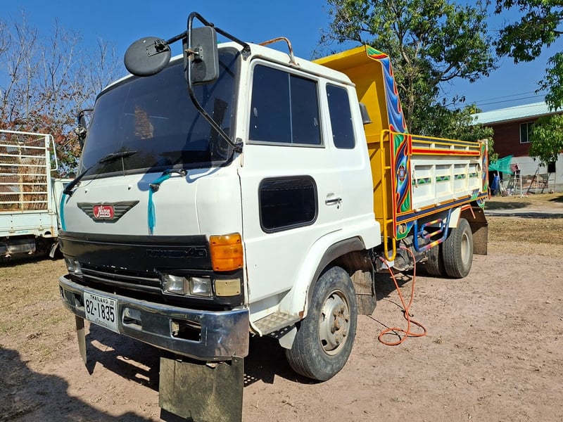 ขายดั้มFD176 ดั้มต่อใหม่ ใช้งานน้อย เครื่องHO7C-185แรง เกียใหญ่7ถอย ทิฟฟี่ พาวเวอ แอรหนาว ยาง8.25ขอบ16 เล่มพร้อม