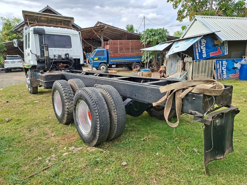 ขายด่วนหัวแชสซี FN515M เครื่อง6D16-195แรง ทิฟฟี่ พาวเวอ พร้อมใช้งาน เล่มพร้อมชุดโอน