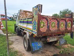 ขายด่วนดั้ม เครื่องWO6D-160แรง เกียใหญ่ฟูโซ่ เอฟหน้า เอฟหลัง พวงมาลัยพาวเวอ พร้อมใช้งาน เล่มพร้อม