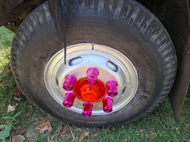 ขายด่วนNPR59LU5M เครื่อง4HG1-135แรง เกียใหญ่ เอฟหน้า เอฟหลัง แหนบเสริม พื้นเหล็ก พร้อมใช้งาน เล่มพร้อม