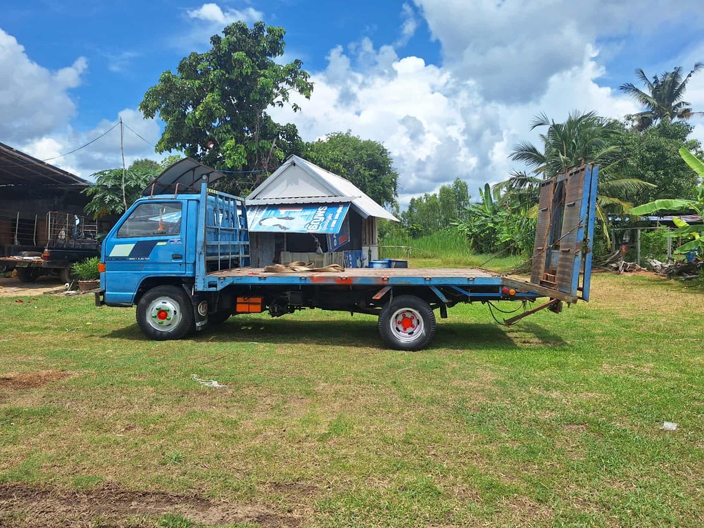 ขายเทลเลอรถเกี่ยว NPR58L เครื่อง4BE1-110แรง พวงมาลัยพาวเวอ เกียสั้น พร้อมใช้งาน เล่มพร้อมโอน ขายเทลเลอรถเกี่ยว NPR58L เครื่อง4BE1-110แรง พวงมาลัยพาวเวอ เกียสั้น พร้อมใช้งาน เล่มพร้อมโอน