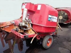 เครื่องฉีดพ่นยา พร้อมล้อลาก MARUYAMA บรรจุ 600 ลิตร และ นั่งขับ SHOSHIN บรรจุ 400 ลิตร เครื่องฉีดพ่นยา พร้อมล้อลาก MARUYAMA บรรจุ 600 ลิตร และ นั่งขับ SHOSHIN บรรจุ 400 ลิตร