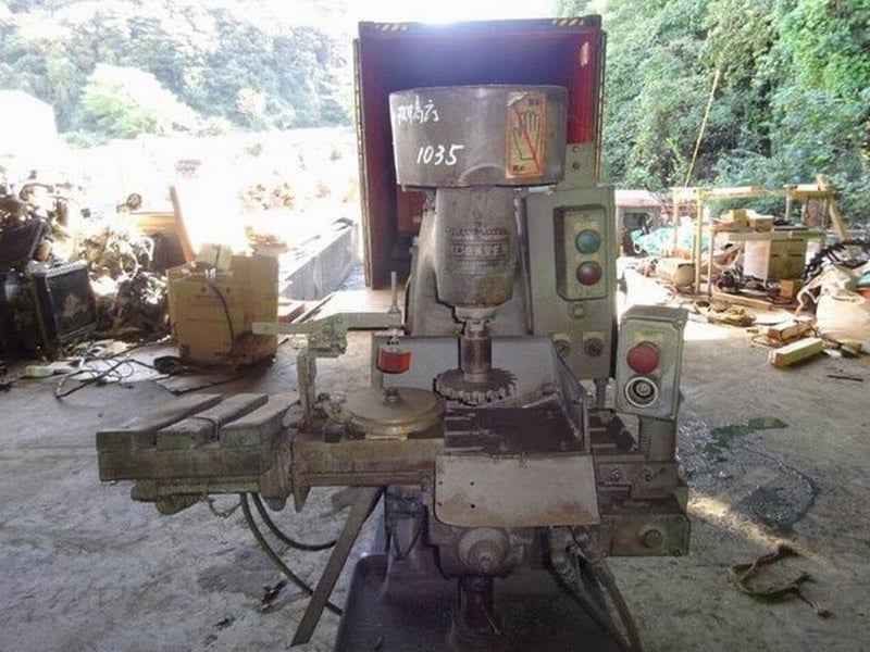 เครื่องกัดเหล็ก MIZOGUGHI เก่าญี่ปุ่น ไฟญี่ปุ่นนะครับ ขายตามสภาพ ตามภาพครับ เครื่องกัดเหล็ก MIZOGUGHI เก่าญี่ปุ่น ไฟญี่ปุ่นนะครับ ขายตามสภาพ ตามภาพครับ