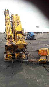 เครนติดหลังรถบรรทุก COPMA ถังไฮโดรลิค พร้อมปั้ม ยกได้ 10 ตัน 4 ปลอก