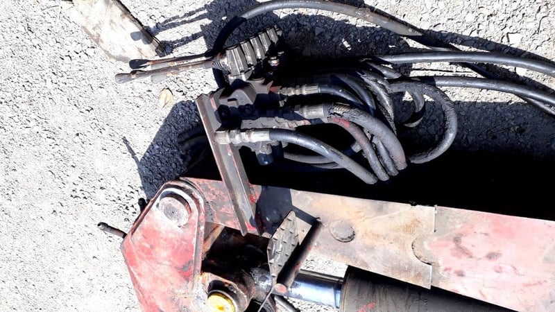 เครนติดหลังรถบรรทุก MRKU ยกได้ 4.5 ตัน 3 ปลอก มีปั้ม เก่าเมืองนอก เครนติดหลังรถบรรทุก MRKU ยกได้ 4.5 ตัน 3 ปลอก มีปั้ม เก่าเมืองนอก